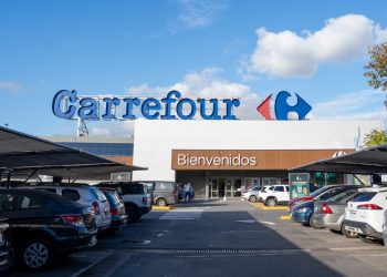 ¿Inversión o guillotina? Por qué recortar en marketing es el peor negocio para tu PyME en plena crisis